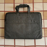 得力（deli）(deli)加厚立体办公手提袋/会议包/事务包/商务拉链袋电脑公文包便携 灰色  实拍图
