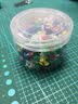 递乐（DiLe）递乐莫兰迪工字钉 无痕泡钉 彩色图钉 24mm×9mm 办公装饰 100枚筒 摁钉 文具 2216 实拍图