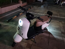 永久电动摩托车NFC智能电摩电动车时尚小龟王男女骑行踏板电瓶车 优雅白 60V23A-5块大容量全新石墨烯黑金 实拍图