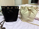 CHARLES&KEITH绗缝菱格链条水桶包双肩包包女包女友生日新年礼物CK2-10701506 Beige米色 M 实拍图