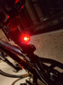 西骑者自行车尾灯充电骑行安全夜骑闪烁警示灯高亮公路山地车尾灯配件 按键款黑色红光【电池款】 实拍图