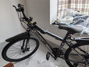 EG7山地自行车成人学生变速越野单车双减震赛车26寸青少年男女 辐条【加厚防滑轮-更安全】黑白 24寸21速【适合：145-165CM】 实拍图