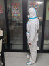 致尔康 防护服一次性连体连帽防粉尘 隔离衣防水养殖场喷漆工作服 蓝条连帽连脚套XL 实拍图