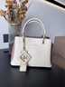 CALEKLNTOE【新年正常发货】正品奢侈包包女包2026新款女士斜挎包送老婆礼物 CK米白色-26新年礼盒  |  情人节 【京东/顺丰次日达】 实拍图