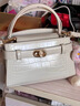 CHARLES&KEITH鳄鱼纹凯莉包手提斜挎婚包包女包生日礼物新年礼物CK2-50270880-1 Ivory象牙色 S 实拍图