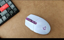 罗技（G）G304 LIGHTSPEED无线鼠标 游戏鼠标 轻质便携 绝地求生FPS鼠标英雄联盟LOL吃鸡 生日礼物 白色 实拍图