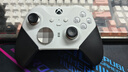 微软（Microsoft）Xbox无线游戏手柄 Elite 2精英2代二代 白色青春版 无线控制器 蓝牙 PC/平板/手机 Steam 明末 实拍图