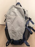 骆驼（CAMEL）户外登山包专业徒步旅游防水轻便背包双肩包574D789643高级灰 实拍图