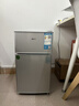 奥克斯小冰箱家用小型迷你冷藏冷冻两用出租房宿舍用节能省电寝室办公室电冰箱 【热卖款 升级净化去味】22A126DW银 实拍图