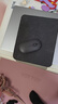 罗技（Logitech）时尚系列 PEBBLE鼠标 无线蓝牙鼠标 办公静音鼠标 女性鼠标对称鼠标 鹅卵石造型 石墨黑 实拍图