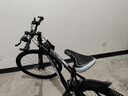 EG7山地自行车成人学生变速越野单车双减震赛车26寸青少年男女 辐条【加厚防滑轮-更安全】黑白 27.5寸21速【适合：175-190CM】 实拍图