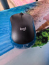 罗技（Logitech）M185鼠标 无线鼠标 办公鼠标 对称鼠标 黑色蓝边 带无线2.4G接收器 实拍图