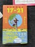 藤本树短篇集17-21 再见绘梨 蓦然回首 电锯人 炎拳作者 超人漫画家藤本树首部短篇集 收录17-21岁漫画奖出道作 创作心路历程 附赠四联烫金票 战斗鸡折立卡 实拍图
