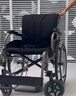 鱼跃(yuwell)手动轮椅车H065C老人医用折叠轮椅铝合金加强承重加座宽 实拍图