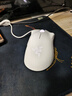 雷蛇（Razer）炼狱蝰蛇标准版有线鼠标 人体工学  电竞游戏 右手通用型 吃鸡/LOL/CS GO游戏鼠标 白色 实拍图