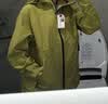 迪卡侬（DECATHLON）硬壳冲锋衣男女春秋登山防风防水单层夹克风衣运动外套MH500 男款-拿铁色-亚洲版 加内胆选大一码 XL 实拍图