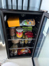 美的（Midea）95升冰吧冷藏家用客厅小冰箱办公室冰吧茶叶饮料水果蔬菜保鲜柜红酒柜JC-98GM(E) 实拍图