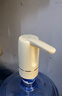 小熊（Bear）桶装水抽水器 电动压水器 自动吸水器 矿泉水上水器 饮水机抽水神器抽水泵 YSJ-D06H5  实拍图