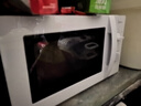 美的（Midea）快捷微波炉 家用小型 360°转盘加热 旋钮操控 易洁内胆（M1-L213B） 实拍图