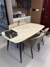 京东京造家居月星岩板餐桌 现代简约时尚客厅家用饭桌 1桌6椅1.6M 实拍图