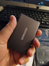 三星（SAMSUNG）T7/T7shield/T9/移动固态硬盘type-c接口NVMe加密移动ssd游戏机大容量外置存储15手机外录直连安卓 T7 太空灰|金属机身 名片大小 1T 实拍图