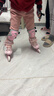 斯威（SWAY）溜冰鞋儿童男女童中小学专业轮滑鞋平花休闲滑冰旱冰鞋成人直排轮 【锁轮款】粉+一体支架+赛事头盔护具 S (适合3-7岁)日常鞋码27-32 实拍图