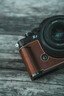 VUEFOTO适用于Nikon ZF真皮保护套尼康ZF手柄保护套相机包皮套底座壳纯手工缝制头层牛皮背带斜挎肩带配件 ZF咖啡色手柄真皮保护套+真皮肩带 实拍图