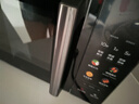 美的（Midea）微碳微波炉烤箱一体机900w微波1000w烧烤平板光波速热23L容量变频臻彩荧幕 （C32） 实拍图