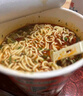 康师傅方便面 迷你杯 酸菜牛肉面68g*12杯 泡面整箱速食 休闲零食 实拍图