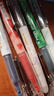 百乐（PILOT）P500金标中性笔0.5签字笔商务直液式走珠笔学生考试刷题水笔高颜值文具套装4黑1红 5支 实拍图