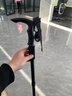 神火（SupFire）户外防身登山杖铝合金型老人超轻便防滑拐棍徒步健走爬山装备手杖 实拍图