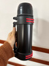 恩尔美（nRMEi）保温壶保冷杯大容量316不锈钢家用便携车载户外旅行工地保温水壶 磐石黑1200ml【保温72小时+2斤水+背带】 实拍图