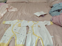 棉芹 新生儿衣服婴儿春秋款连体衣贴身纯棉睡衣0-3个月宝宝打底内衣 浅黄小熊【2件装 四季款】 52cm [新生儿5-8斤以下或待产] 实拍图