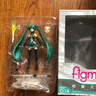 初音未来正版手办动漫雕像周边模型玩具桌面摆件生日礼物 figma014初音-15CM 实拍图