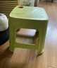 网红塑料凳子30.5cm客厅防滑凳餐桌凳简约可摞叠便携凳浴室凳 绿色【两种款式随机发】 （一个装） 实拍图
