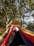 探险者（TAN XIAN ZHE）户外露营休闲加厚加宽帆布吊床 室内弯木防侧翻 红色双人月牙吊床 实拍图