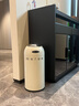 澄果（ClearFruit）英国智能感应垃圾桶厨房卫生间商家用大容量厕所客厅轻奢带盖高款 感应式 奶油白 12L 万向轮 实拍图
