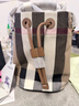 BURBERRY博柏利巴宝莉2025年新款女士水桶斜挎包80840451 米色格纹 实拍图