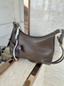 奥康（Aokang）女包玄月hobo包通勤单肩包高级斜挎包生日新年情人节礼物送女友 实拍图