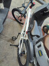 凤凰山地自行车男女变速山地车碟刹青少年儿童自行车学生单车 星际 粉白【单速+辐条轮】 20寸【适合125-160cm】 实拍图