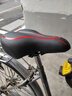 永久自行车坐垫山地车加厚加大鞍座柔软座套减震坐凳子单车通用车座配件大全 CZ018城市休闲款车座-黑红 实拍图