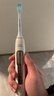 飞利浦（PHILIPS）钻石智能语音导航电动牙刷 年货节礼物 情人节送情侣男生/女友 力度/漏刷提示 无缝设计HX5681金 实拍图