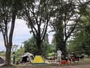 探险者（TAN XIAN ZHE）充气床垫打地铺户外帐篷充气垫自动充气床垫单人充气床双人气垫床 【双人】充气床+两用泵+三宝 实拍图