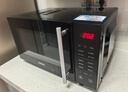 格兰仕（Galanz）变频微烤一体机 家用微波炉 25L大容量 900瓦速热 一级能效省电 平板易清洁 可烧烤解冻 B1-C2GF5V 实拍图