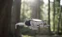 大疆（DJI）Mini 3 航拍无人机 便携可折叠无人机航拍飞行器 Mini 3 畅飞套装（带屏）【赠配件礼包】 官方标配（不含随心换） 套餐一：128G高速卡+读卡器 实拍图
