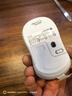 罗技（Logitech）M221 轻音鼠标 无线鼠标 办公鼠标 对称鼠标 带无线微型接收器 米白色 实拍图