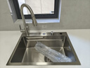 奈田（NTNO）厨房水槽大单槽洗菜盆一体盆304不锈钢加厚5.0压纹耐磨集渣洗碗槽 雅银集渣大单槽+三挡抽拉龙头 60*46cm【台控下水-加厚5.0】 实拍图