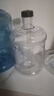 拜杰纯净水桶 食品级PC矿泉水桶透明手提式水桶茶水桶 大容量水桶黑盖7.5L 实拍图