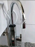 奥克斯（AUX）电热水龙头热水器加热水龙头快速热水变频恒温厨房下进水 【大屏数显】电镀银+漏保插头+万向喷头 实拍图