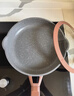 苏泊尔（SUPOR）有钛平底锅不粘锅 抗菌率99.9%星星石有钛耐磨煎锅24cmEJ24AKJ01 实拍图
